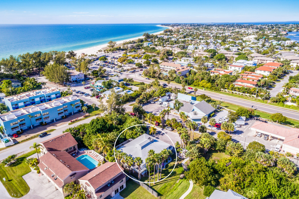Holmes Beach 311