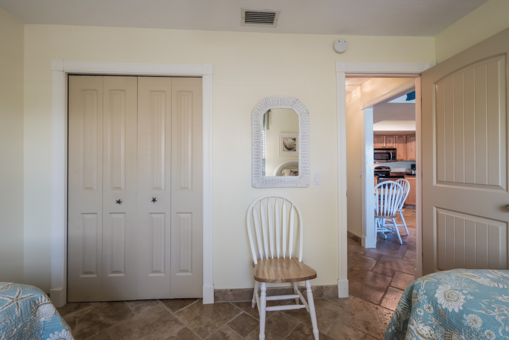 Holmes Beach 311