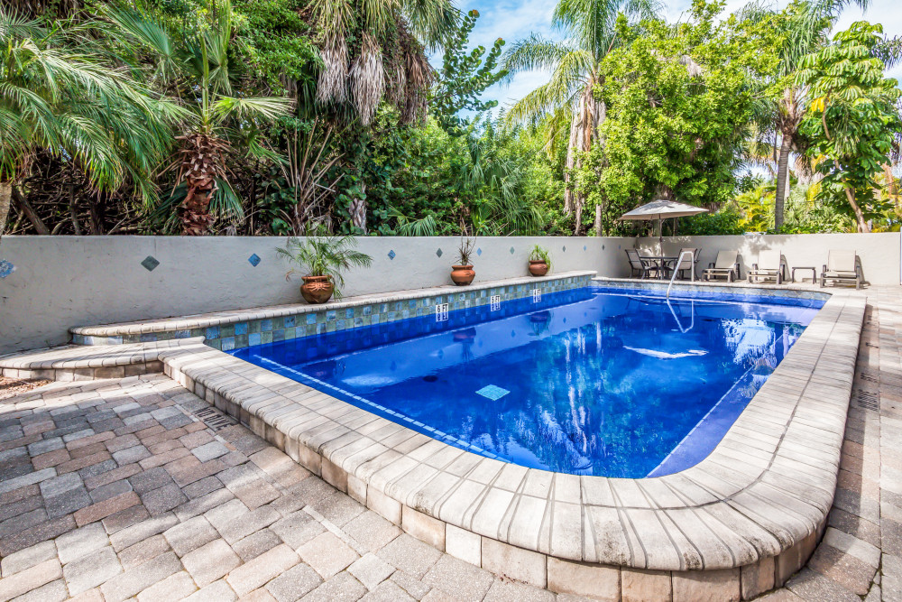 Holmes Beach 311