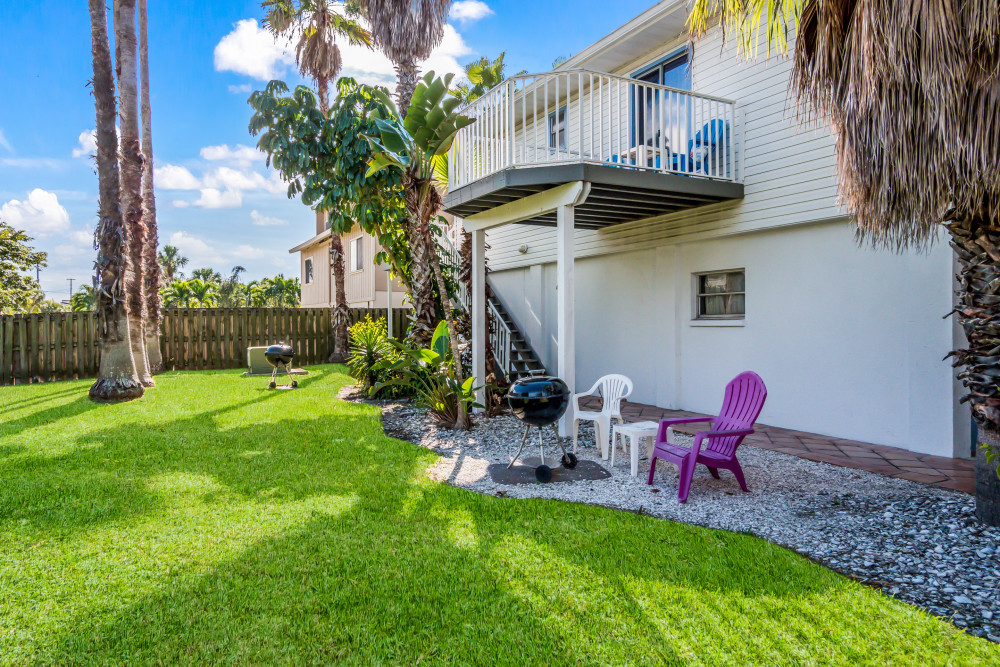 Holmes Beach 311