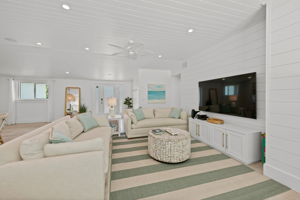 Holmes Beach 143