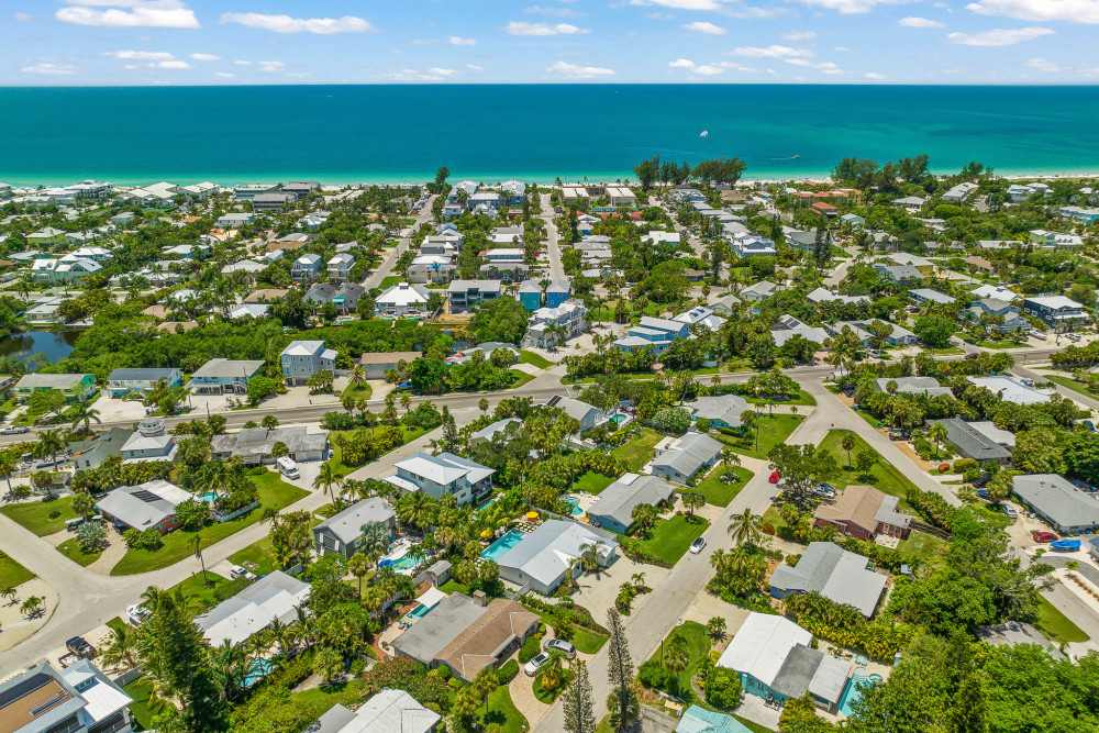 Holmes Beach 143