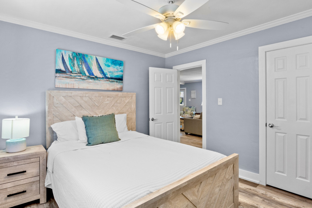 Holmes Beach 307