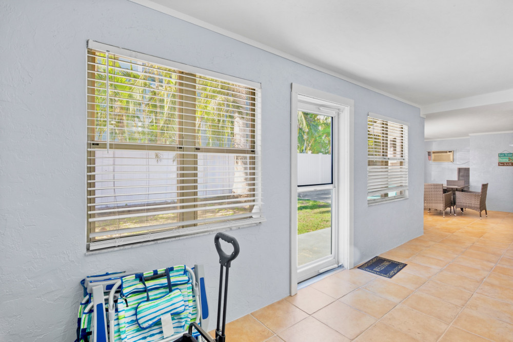 Holmes Beach 307