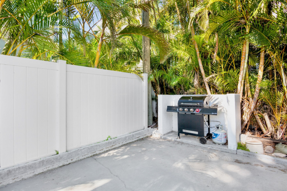 Holmes Beach 307