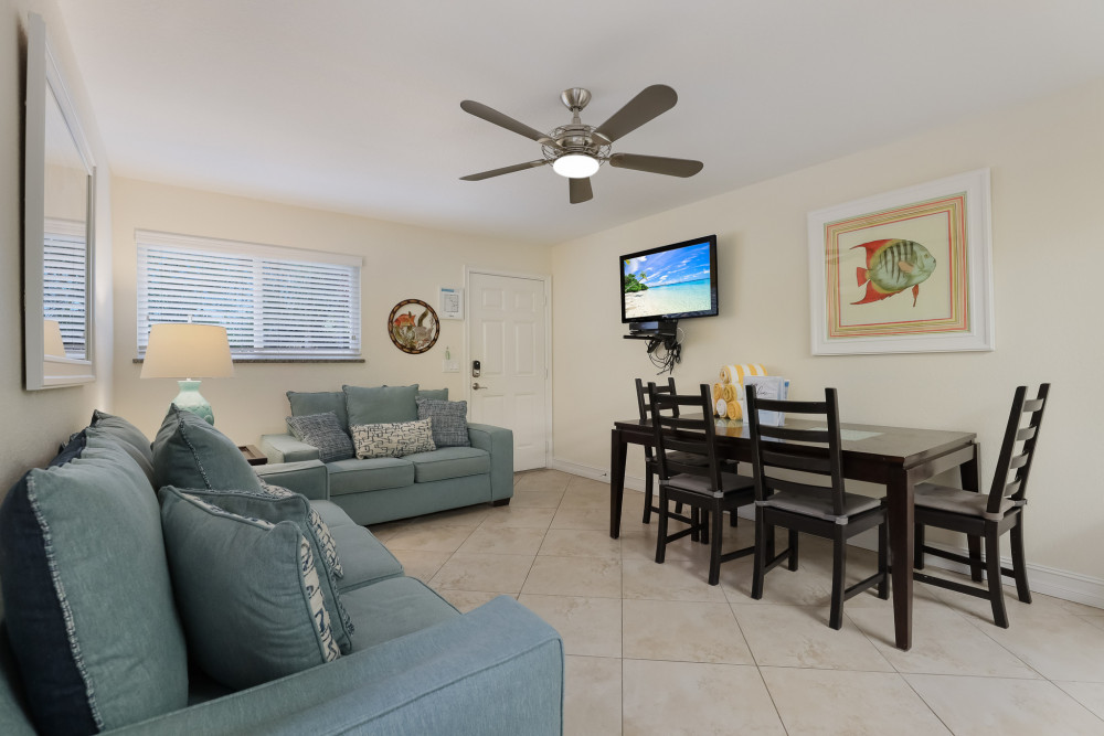 Holmes Beach 274