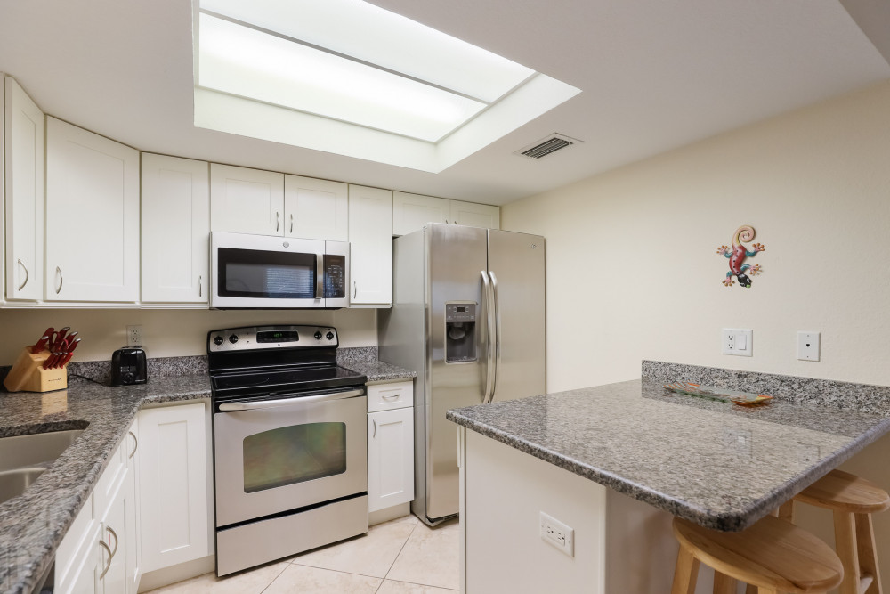 Holmes Beach 274