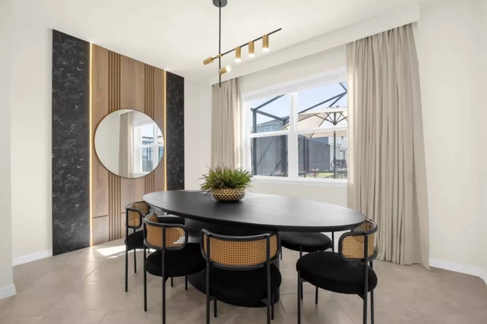 Windsor Cay 72