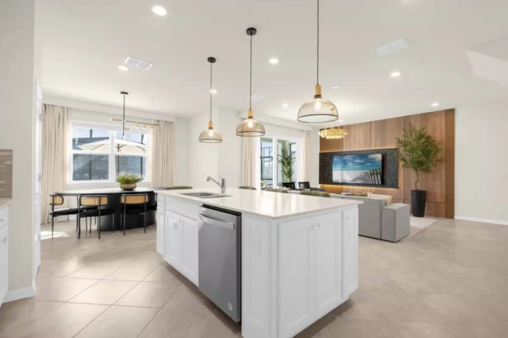 Windsor Cay 72