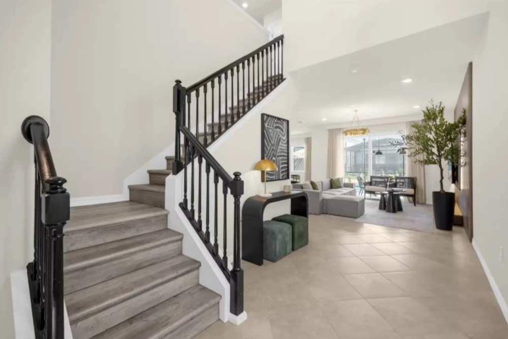 Windsor Cay 72
