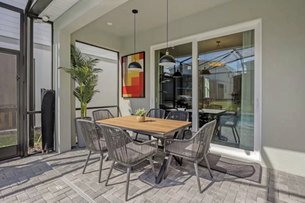Windsor Cay 72