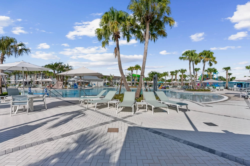 Windsor Cay 72