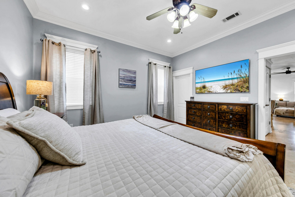 Blue Mountain Beach 31