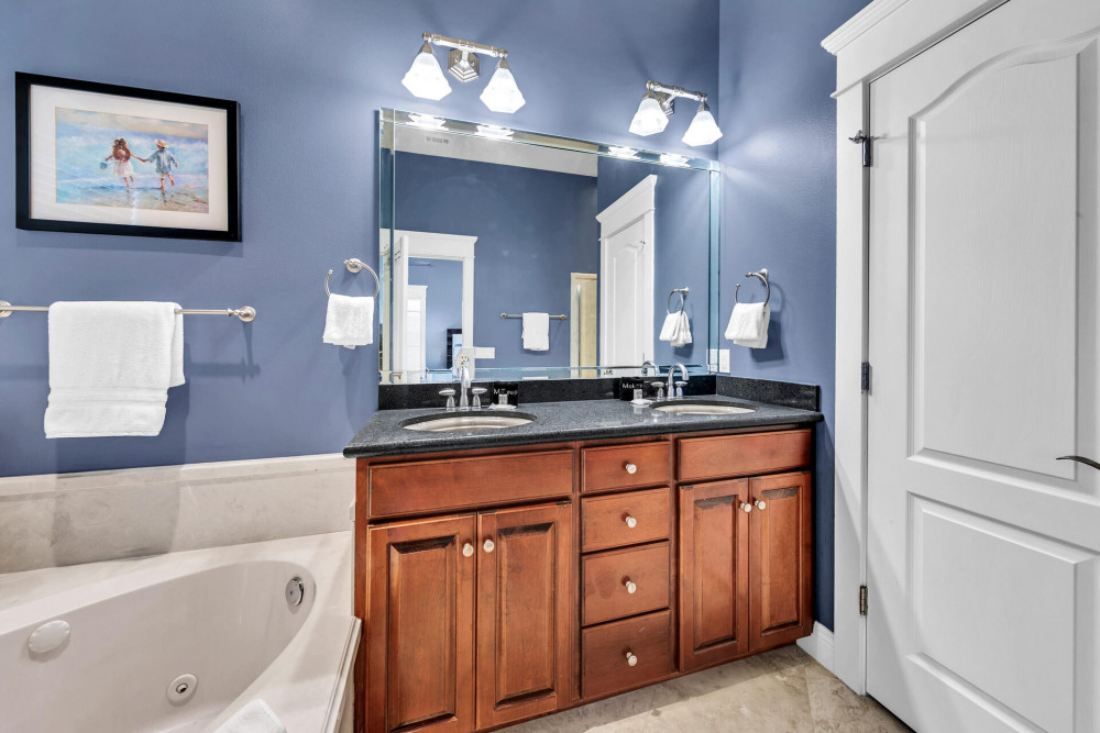 Blue Mountain Beach 31