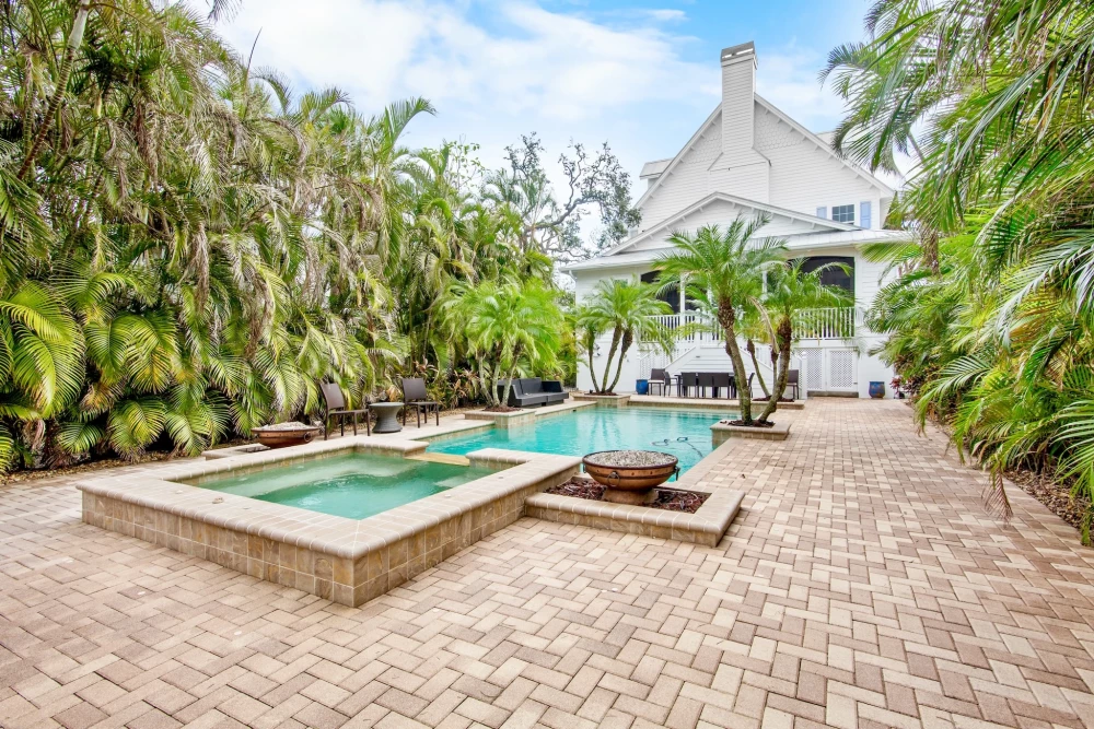 Siesta Key 125
