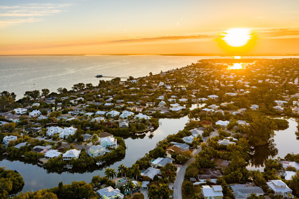 Holmes Beach 106