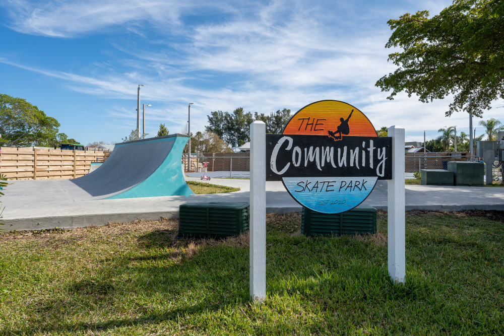 Holmes Beach 106
