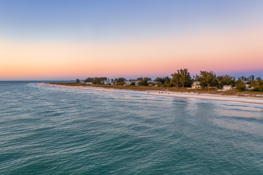Holmes Beach 106