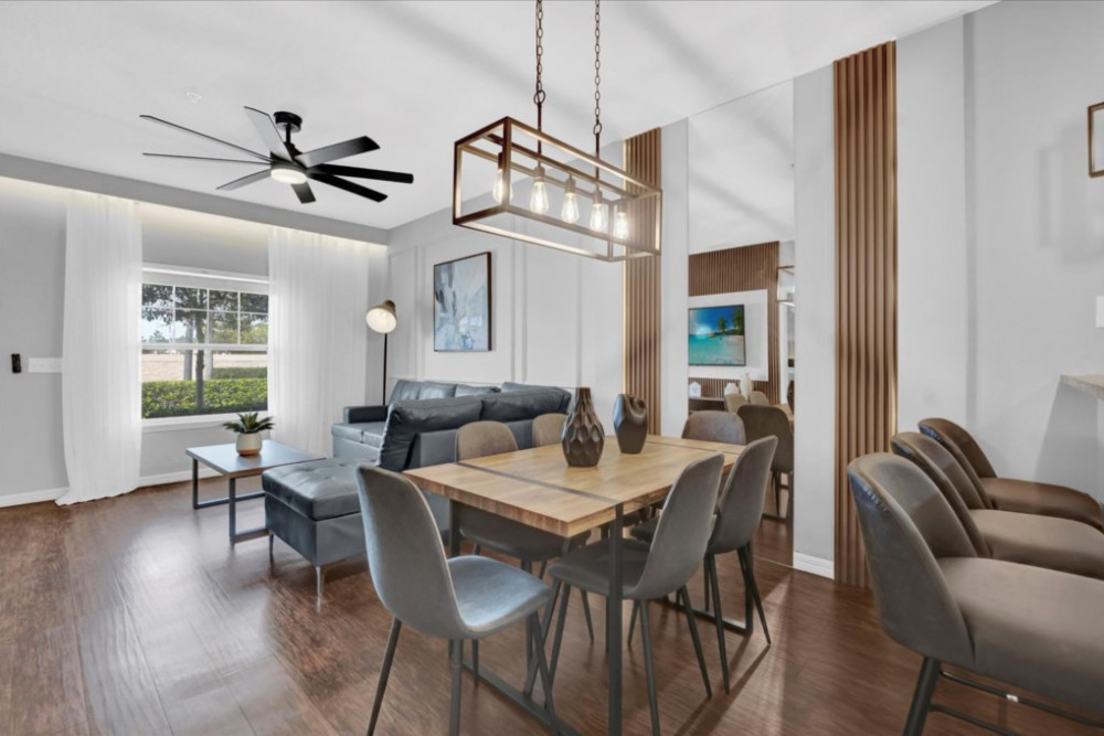 West Lucaya Village 24