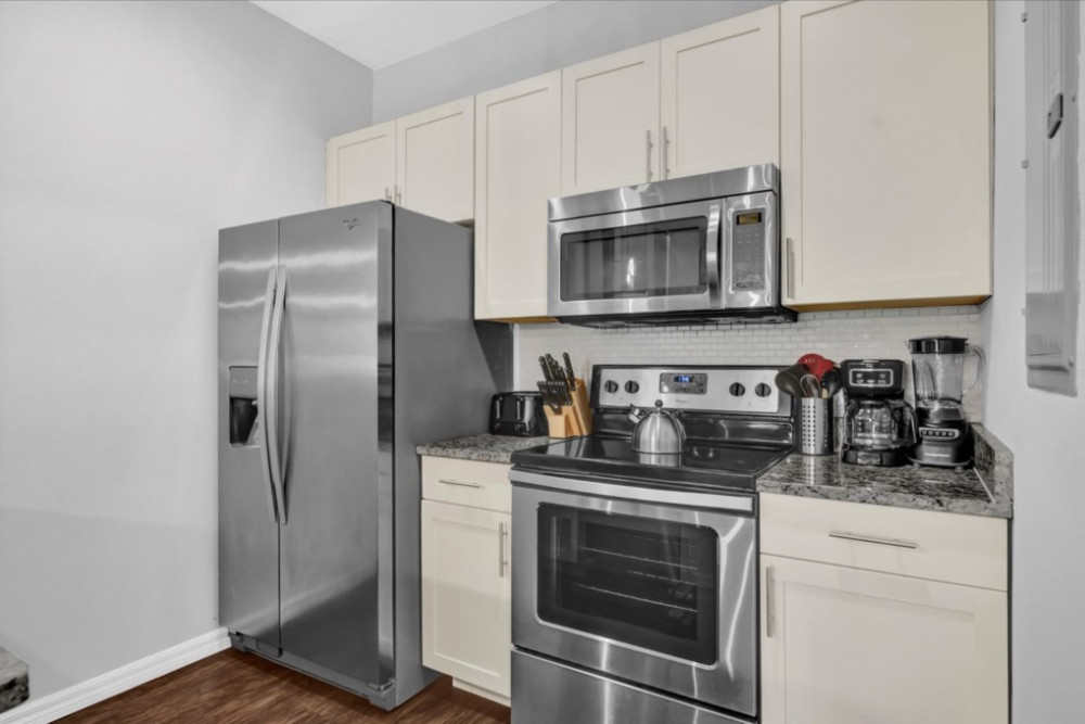 West Lucaya Village 24