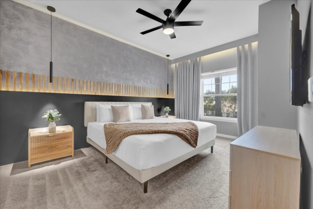 West Lucaya Village 24