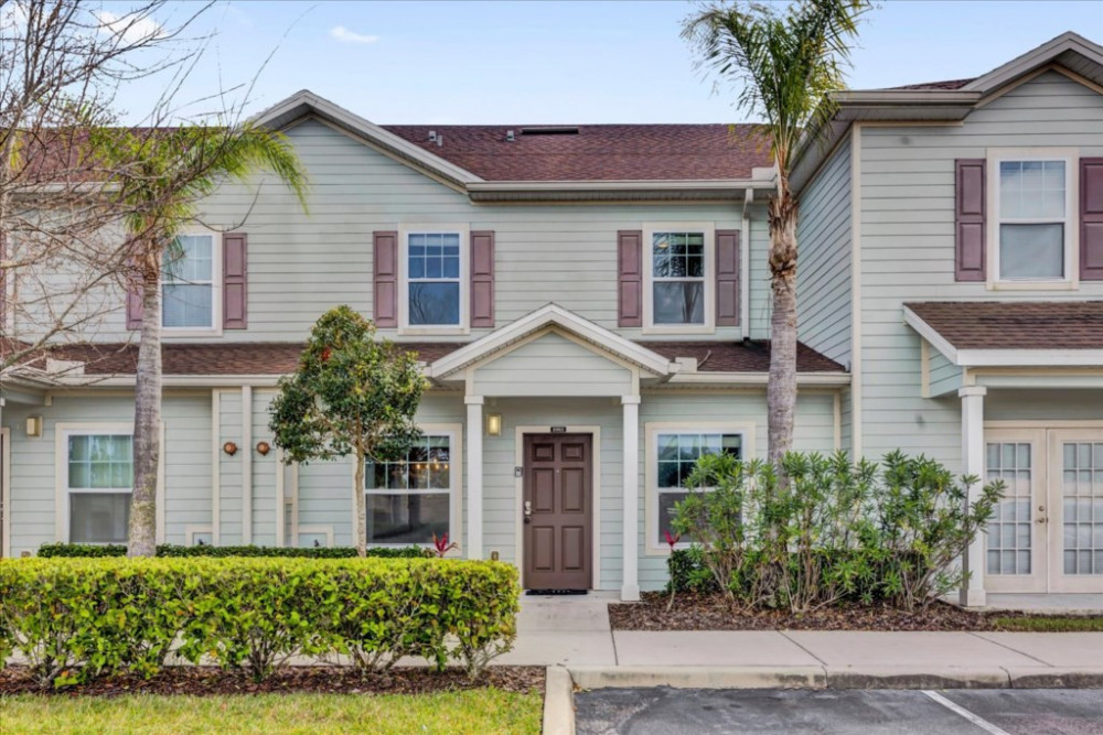 West Lucaya Village 24