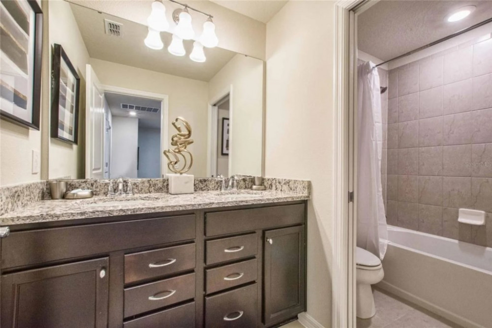 Windsor Island Resort 244