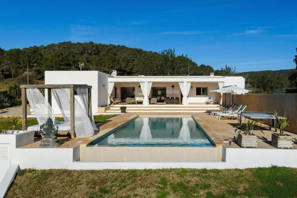 Ibiza 12