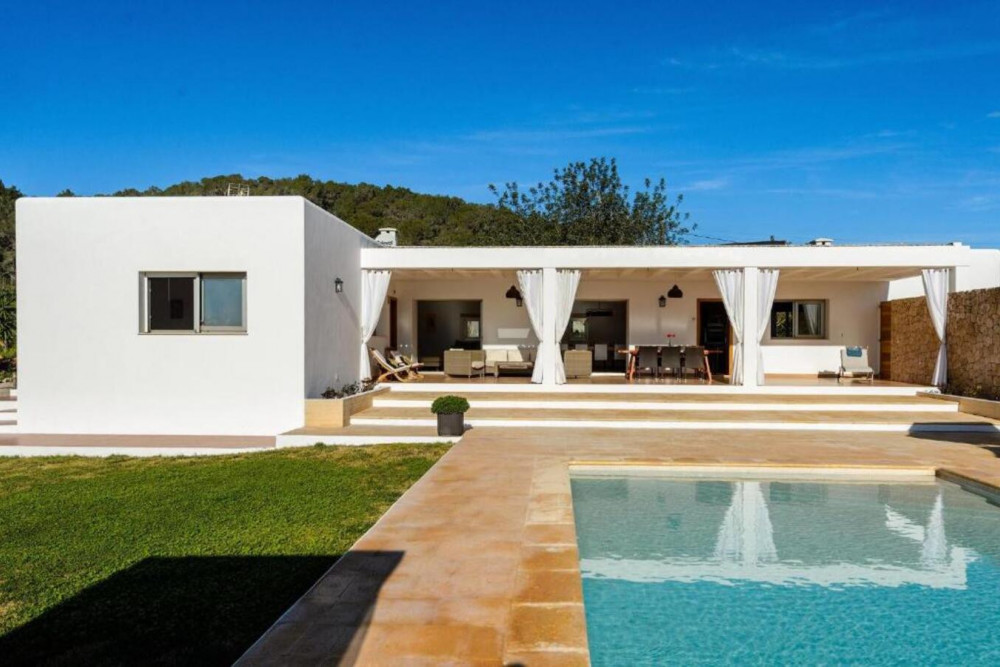 Ibiza 12