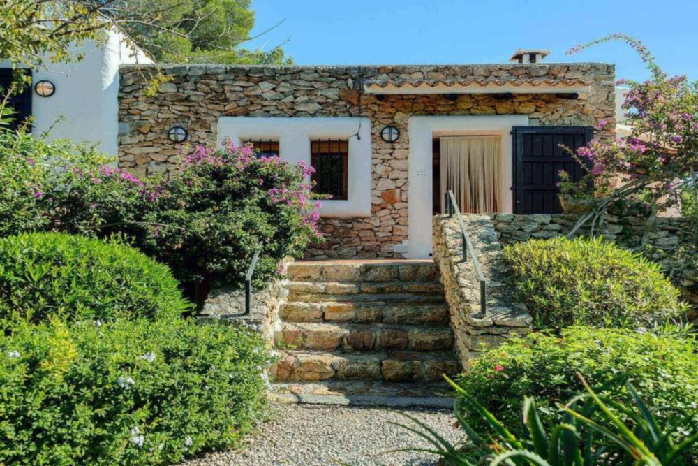 Ibiza 8