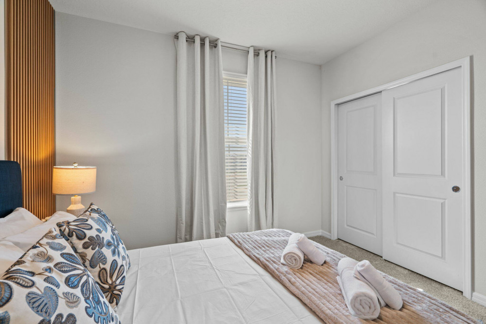 Windsor Cay 79