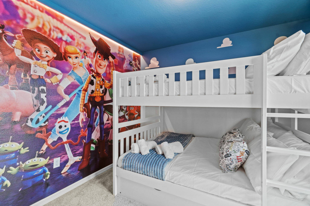 Windsor Cay 79