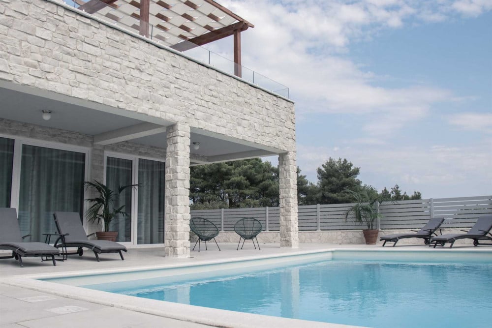 Jelsa 2, 4 bedroom Villa in Croatia | Top Villas