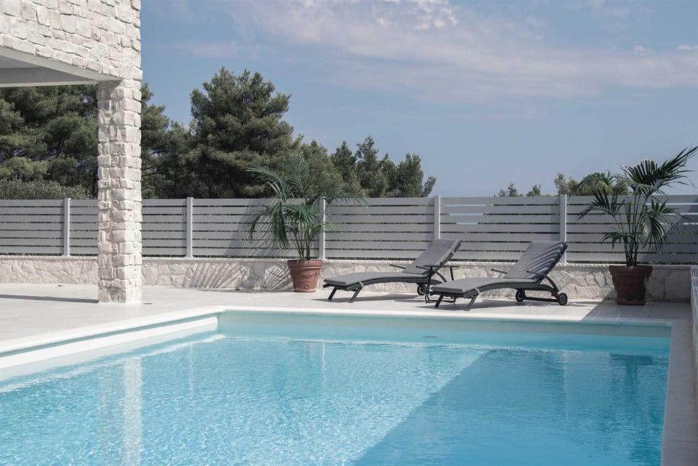 Jelsa 2, 4 bedroom Villa in Croatia | Top Villas