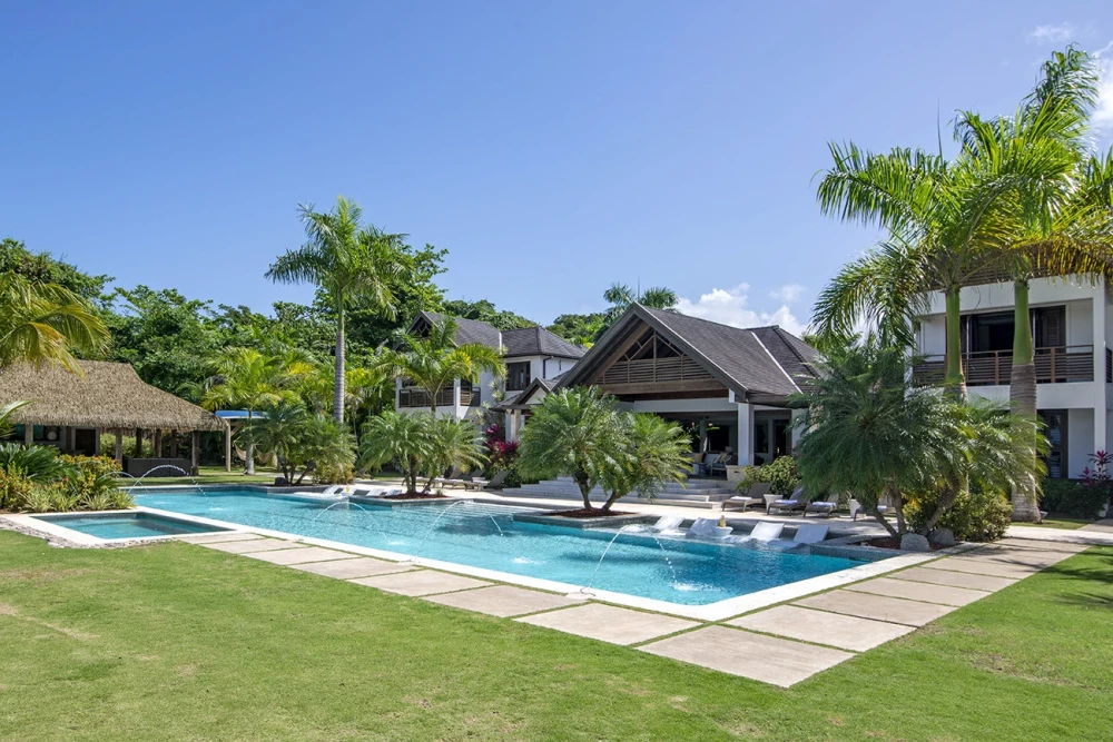 Canoe Cove on the Beach
