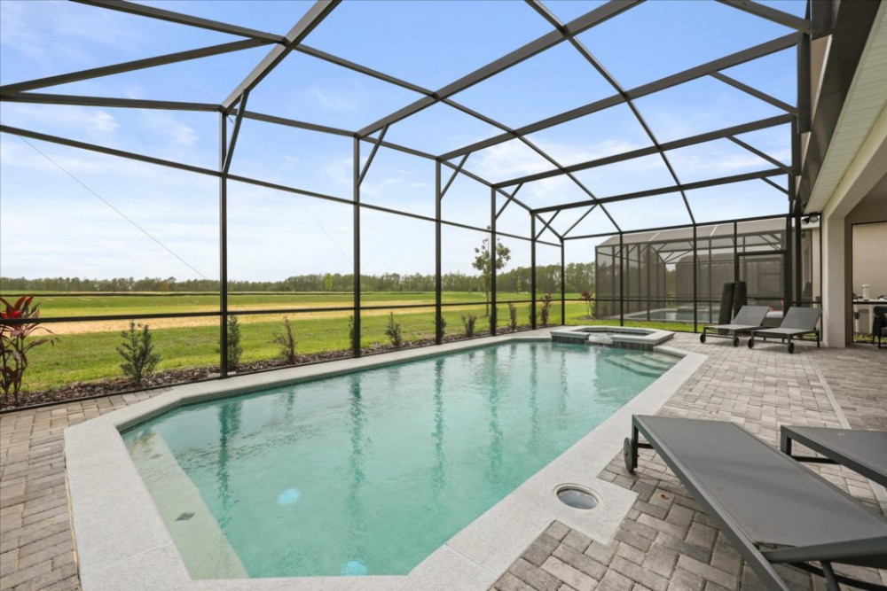 Windsor Cay 123
