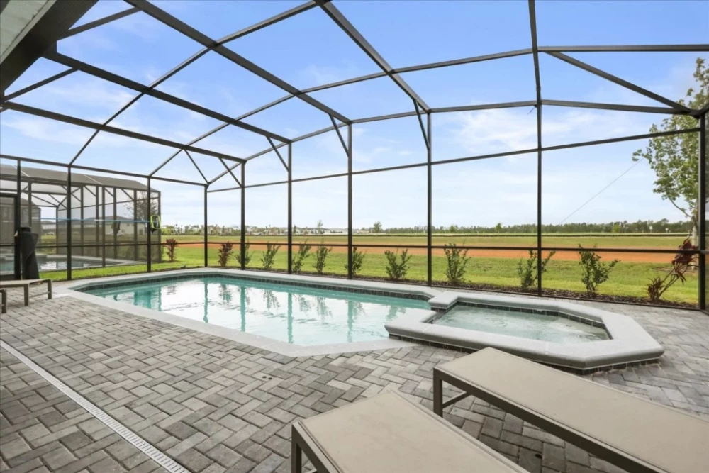 Windsor Cay 124