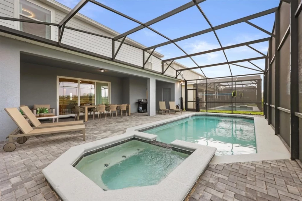 Windsor Cay 124