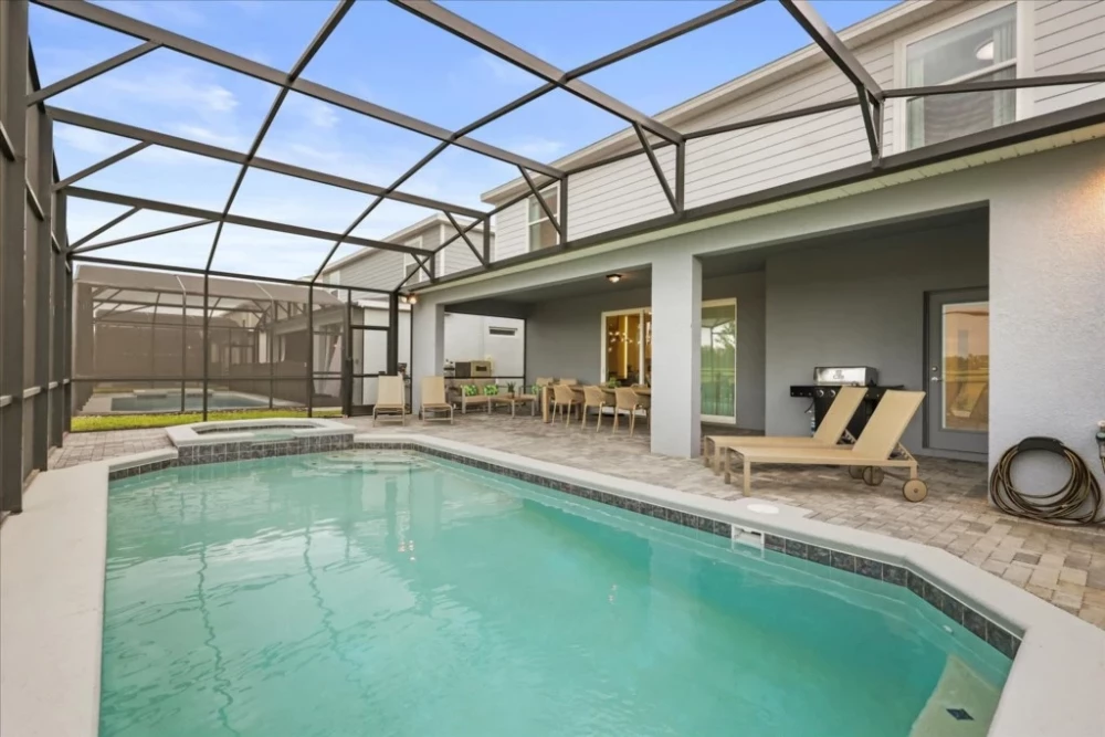 Windsor Cay 124