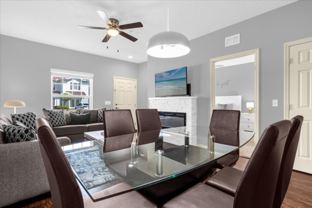 West Lucaya Village 16