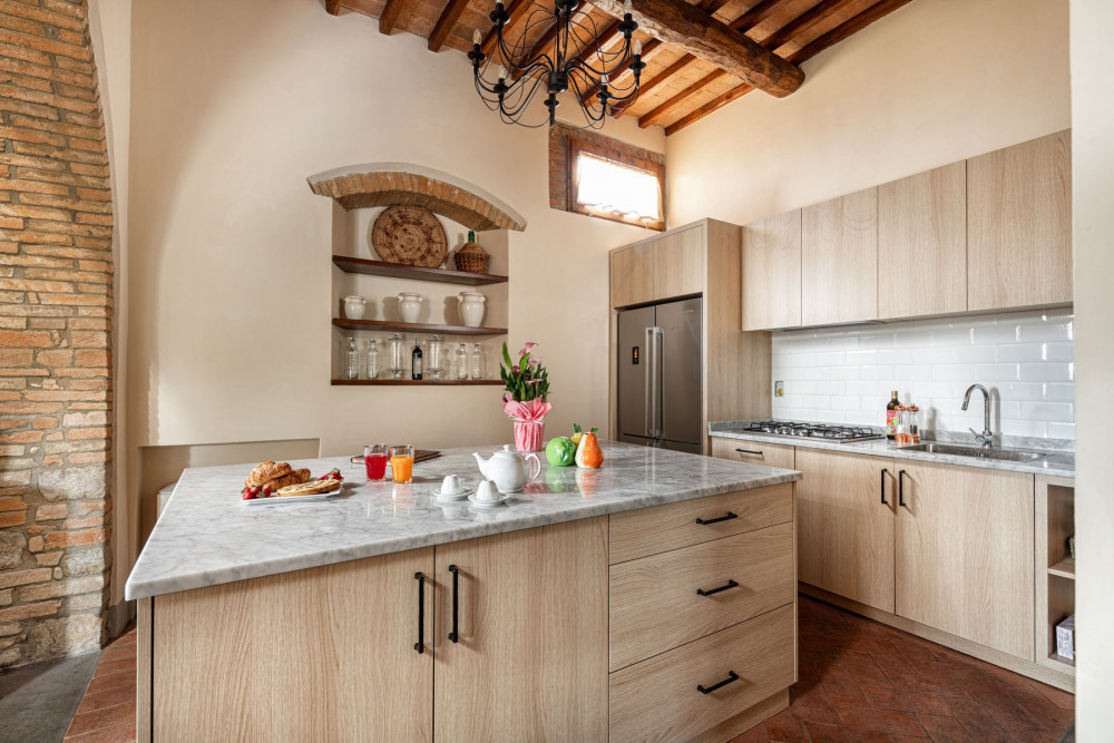 Tuscany 90