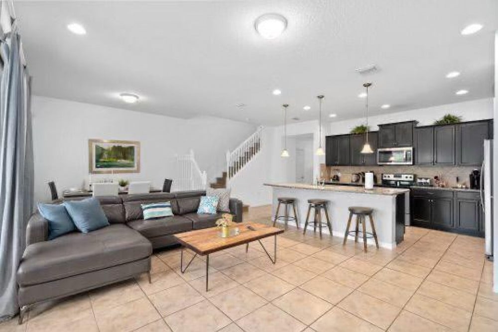 Windsor at Westside 350