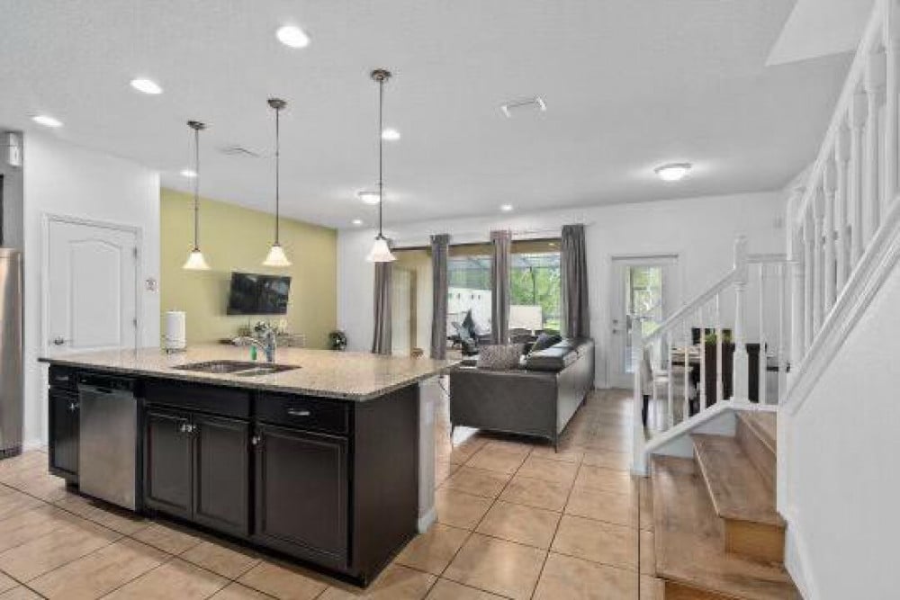 Windsor at Westside 350