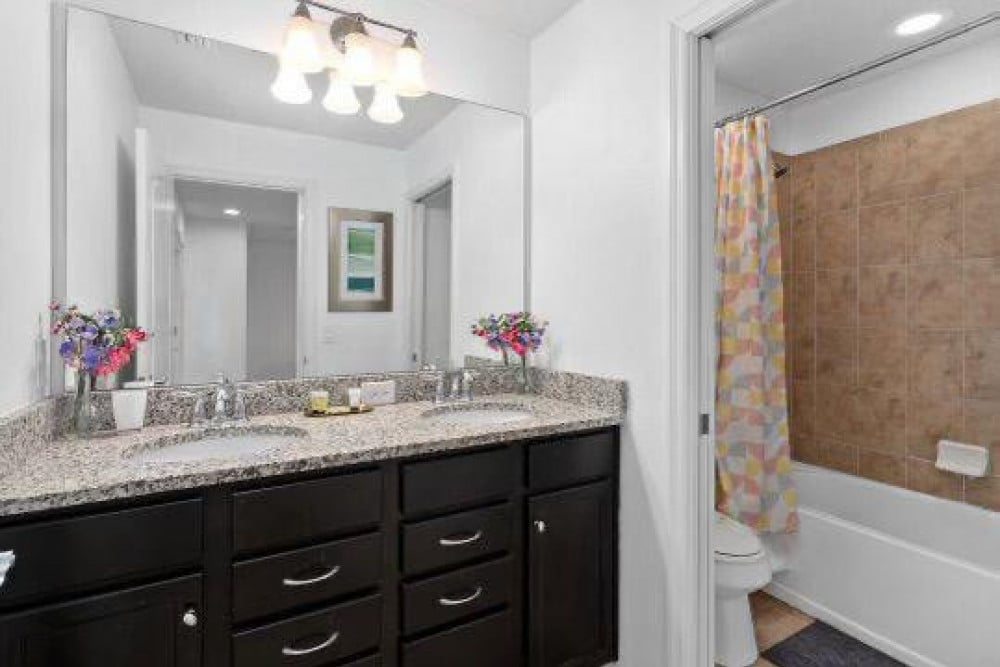 Windsor at Westside 350