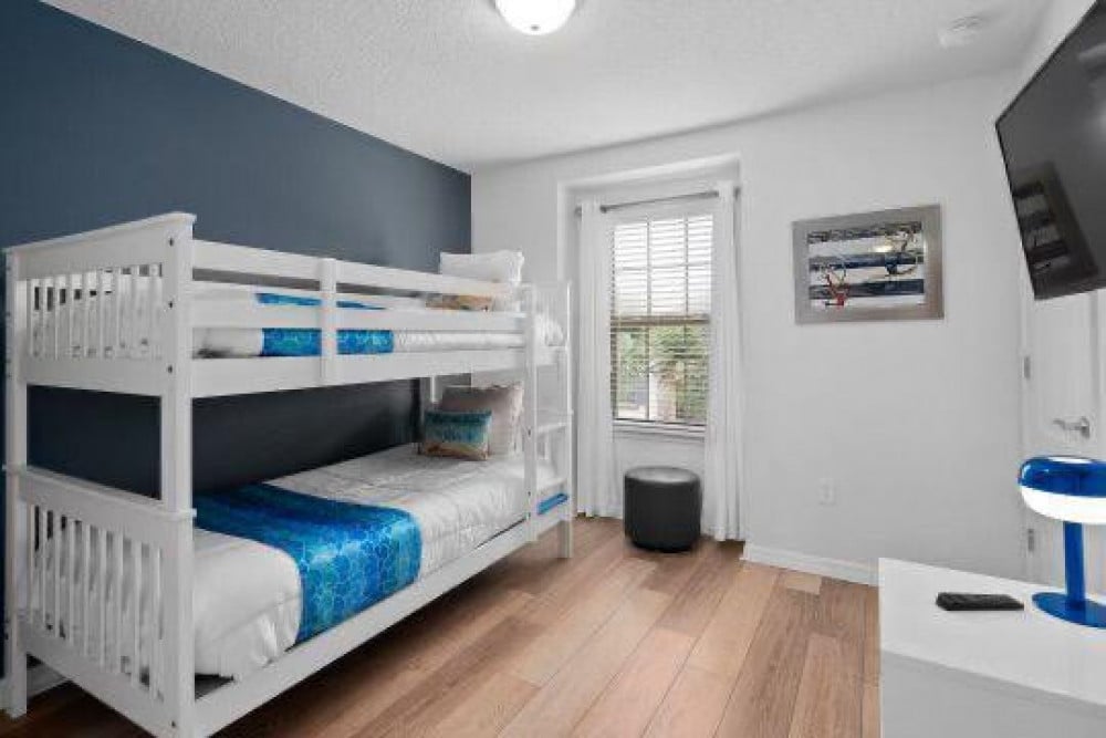 Windsor at Westside 350