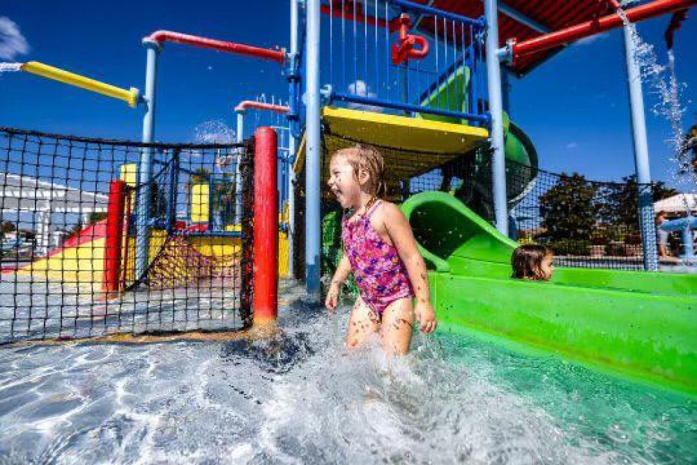 Windsor at Westside 350