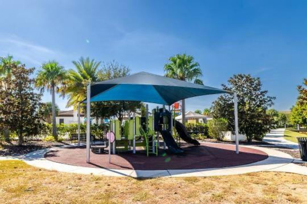 Windsor at Westside 350