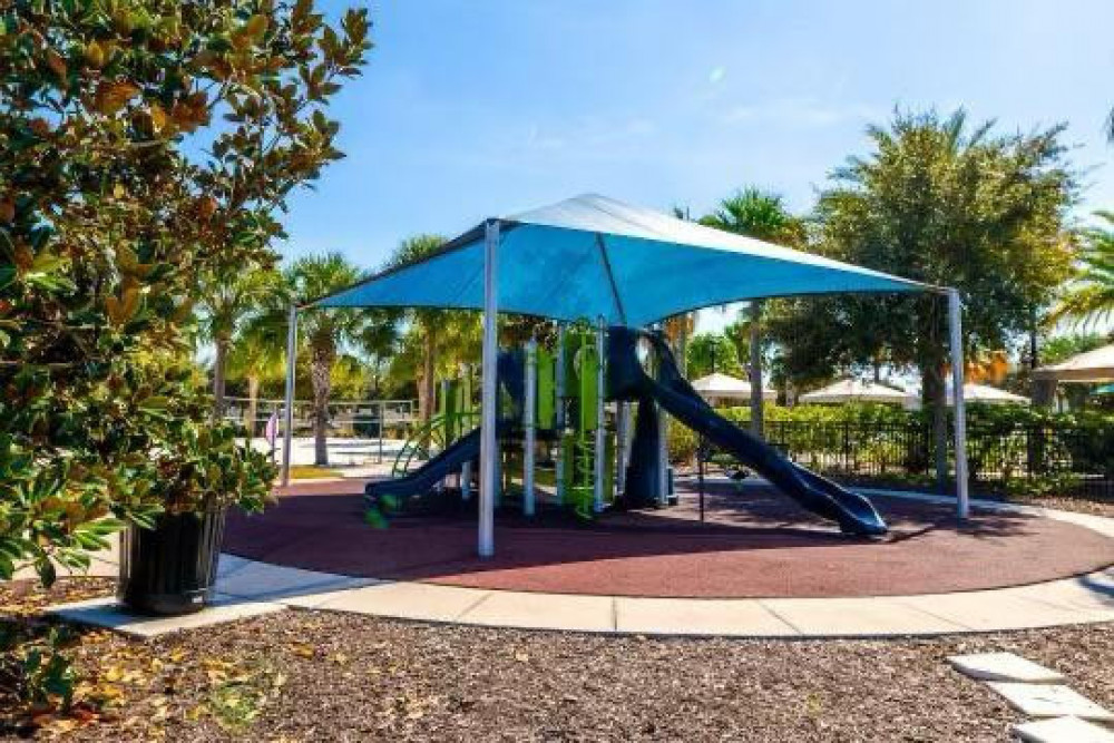 Windsor at Westside 350