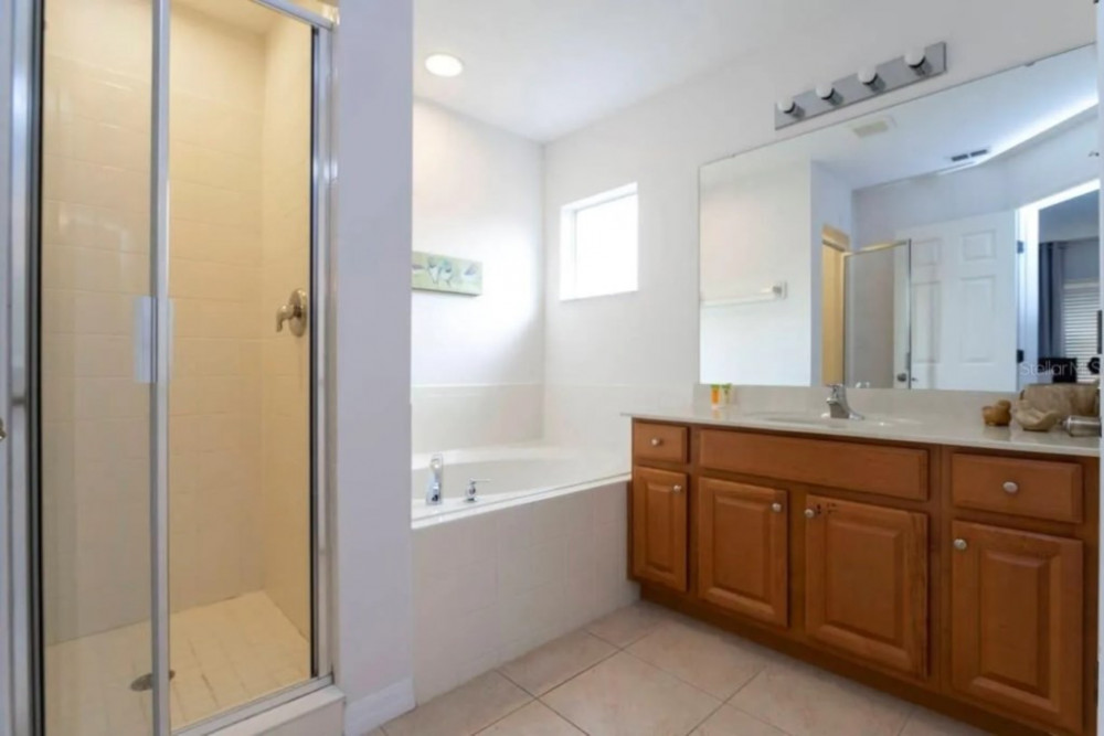 Bella Vida Resort 72