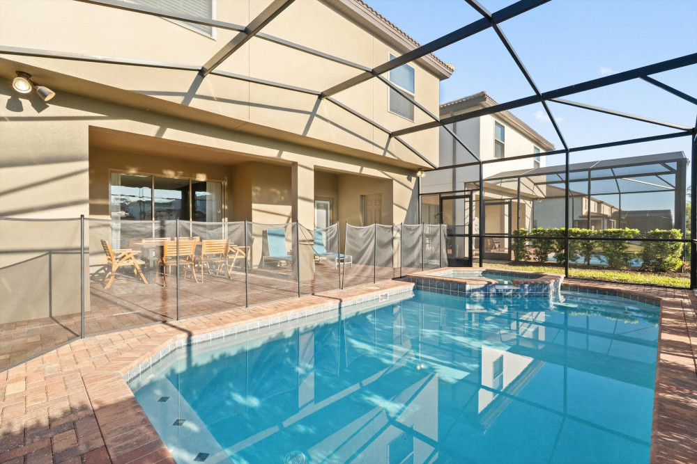 Windsor at Westside 1350